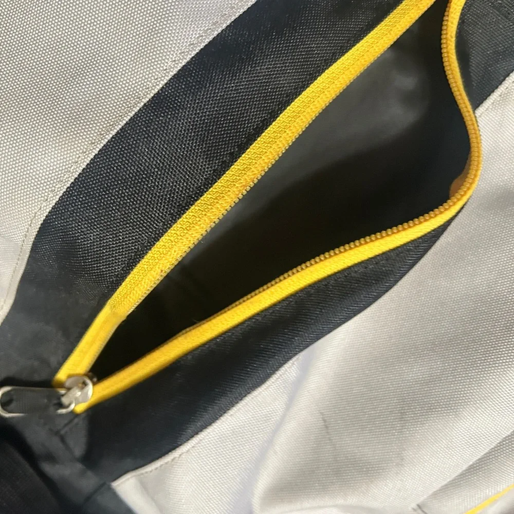 Vtg. Pre-KAVU Black, White, and Yellow Hiking Backpack - Picture 4 of 14